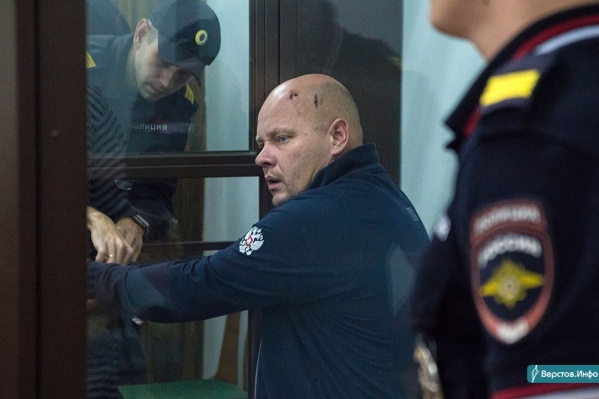 За покушение на работника рынка Сергею Степанову грозило до 20 лет колонии, но суд отмерил ему почти вдвое меньше За покушение на работника рынка Сергею Степанову грозило до 20 лет колонии, но суд отмерил ему почти вдвое меньше