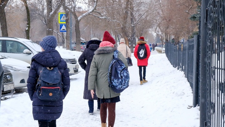 Югорчан взбудоражили сообщения о продлении каникул до 1 февраля: когда дети пойдут на учебу на самом деле