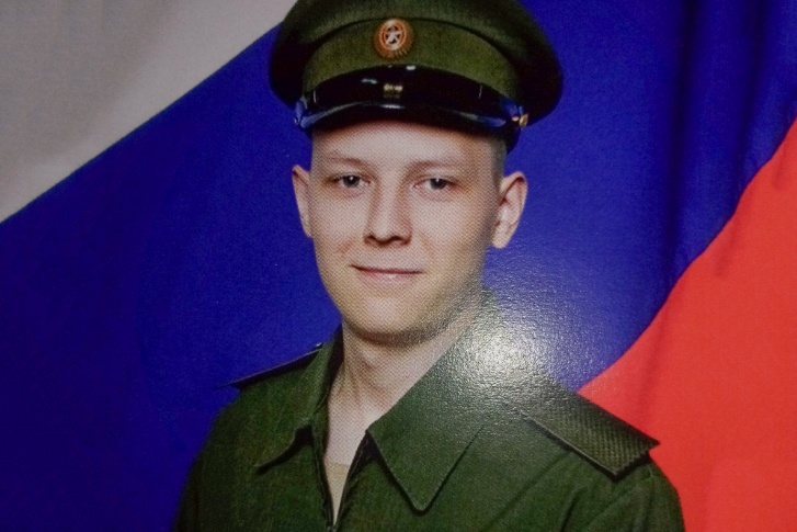 Евгений Дёмин сообщал спасателям, что ушел из части с целью совершить суицид Евгений Дёмин сообщал спасателям, что ушел из части с целью совершить суицид