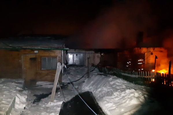 Одна из квартир уцелела — спасатели подоспели вовремя Одна из квартир уцелела — спасатели подоспели вовремя