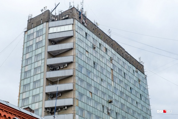 Офис «Витуса» в Перми находился в этом здании на улице Ленина Офис «Витуса» в Перми находился в этом здании на улице Ленина