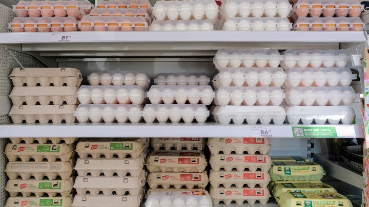 Пермяки жалуются, что в магазинах резко подорожали яйца. Что говорят в УФАС?
