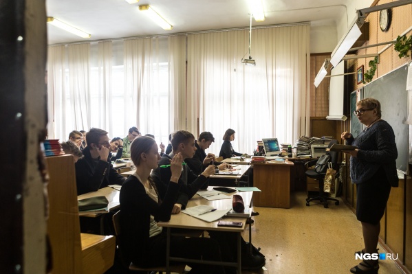 Школу планируют достроить в следующем году Школу планируют достроить в следующем году