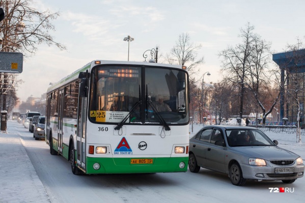 На каком автобусе в томске можно доехать с остановки 13 гимназия до 2 микрорайона