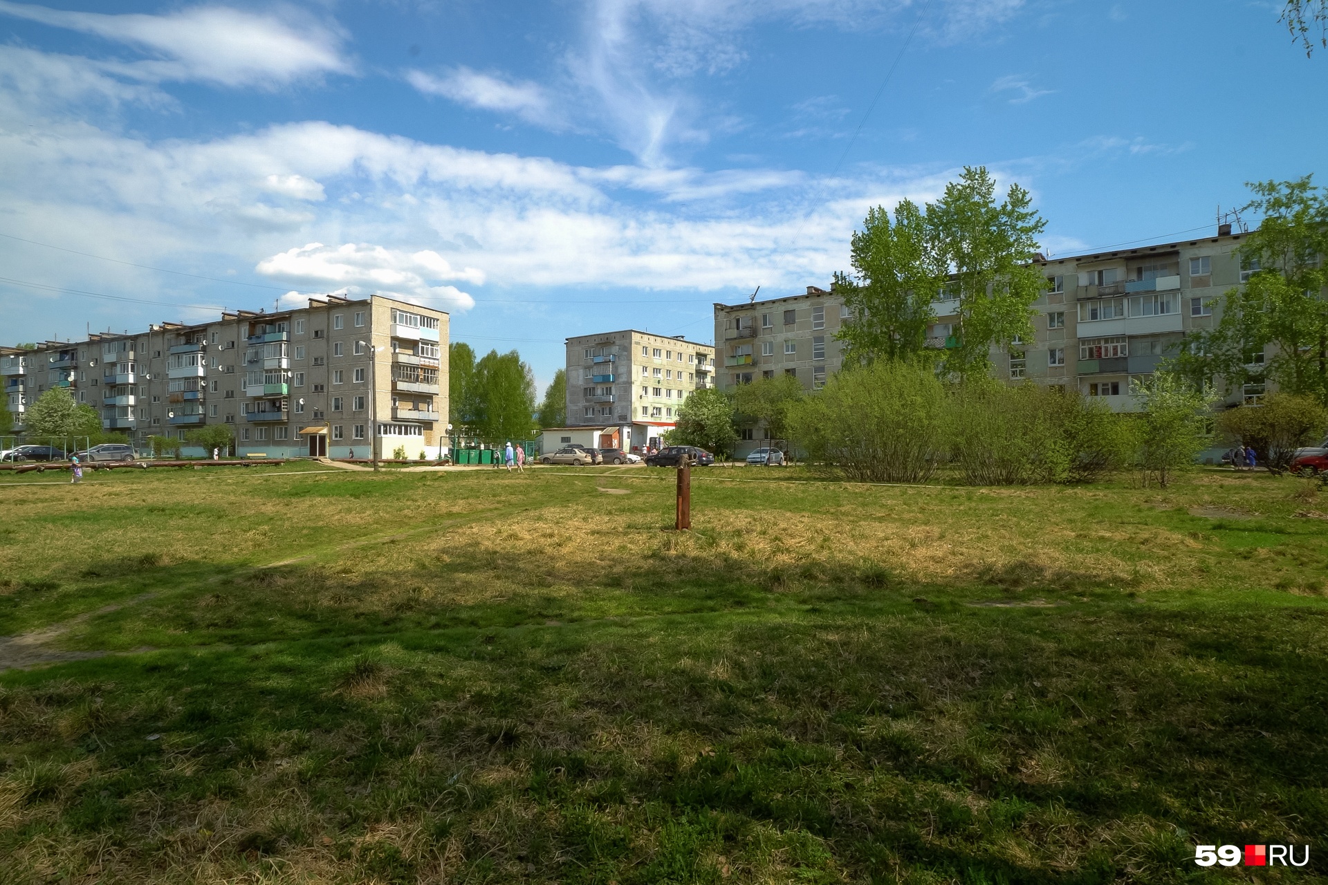 В ляминском микрорайоне Квадрат много хрущевок и панельных пятиэтажек В ляминском микрорайоне Квадрат много хрущевок и панельных пятиэтажек