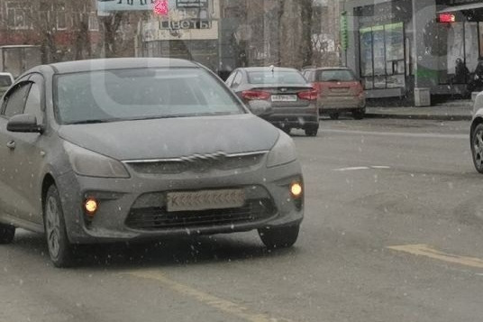 Подросток приехал в Екатеринбург на машине Подросток приехал в Екатеринбург на машине