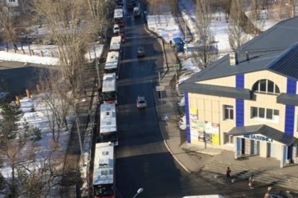 Автобусы не могли подняться в гору Автобусы не могли подняться в гору
