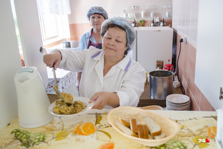 Пациентов в больницах Сургута будут кормить новыми блюдами
