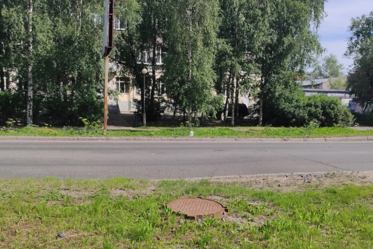 Работы на этом участке дороги проводились с 5 по 9 августа Работы на этом участке дороги проводились с 5 по 9 августа
