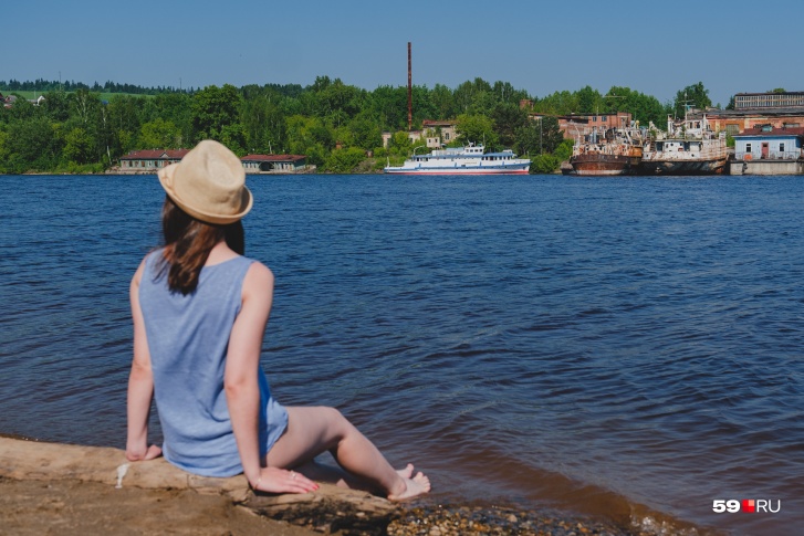 Мы объехали более десятка водоемов и пляжей