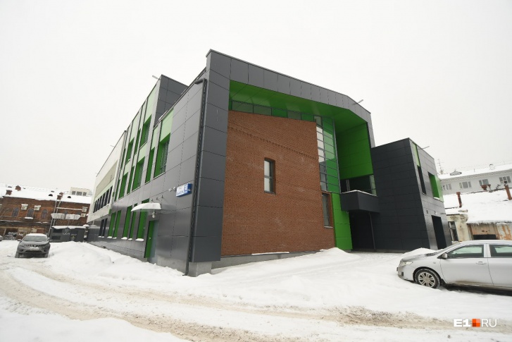 Здание фондохранилища «Эрмитаж-Урала» будет закрыто от людей, но рядом устроят открытый лекторий