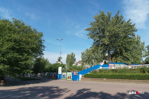 В декабре 2020 года сити-менеджер Алексей Логвиненко пообещал восстановить кинотеатр «Россия» В декабре 2020 года сити-менеджер Алексей Логвиненко пообещал восстановить кинотеатр «Россия»