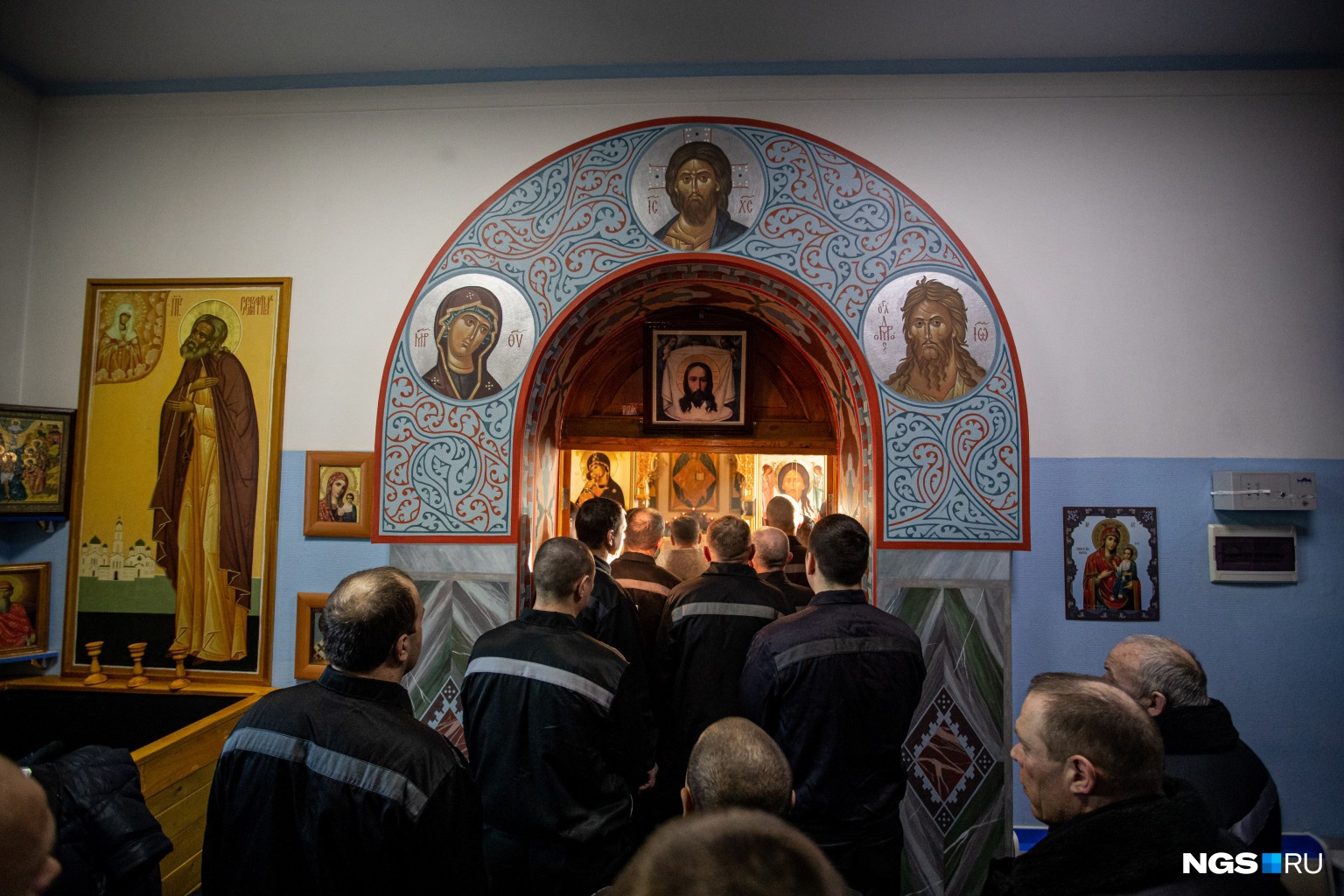 Всего в колонии больше тысячи заключенных Всего в колонии больше тысячи заключенных 