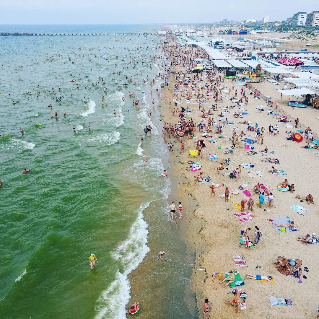 А еще местные говорят, что давно не видели такого количества отдыхающих А еще местные говорят, что давно не видели такого количества отдыхающих