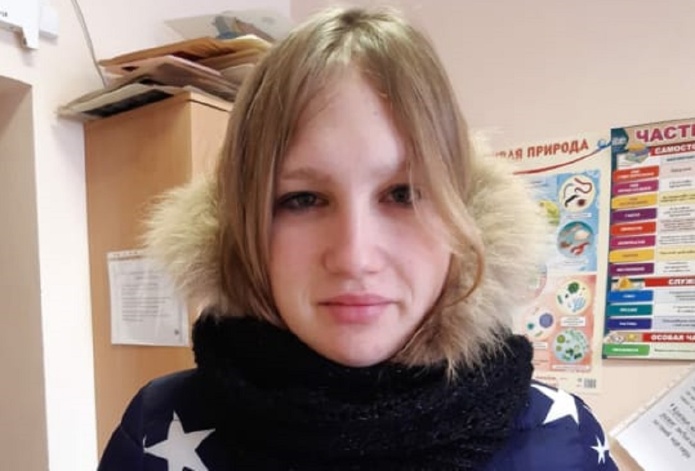 В Екатеринбурге полиция разыскивает девочку, которая приехала из Арамиля в гости к бабушке и пропала