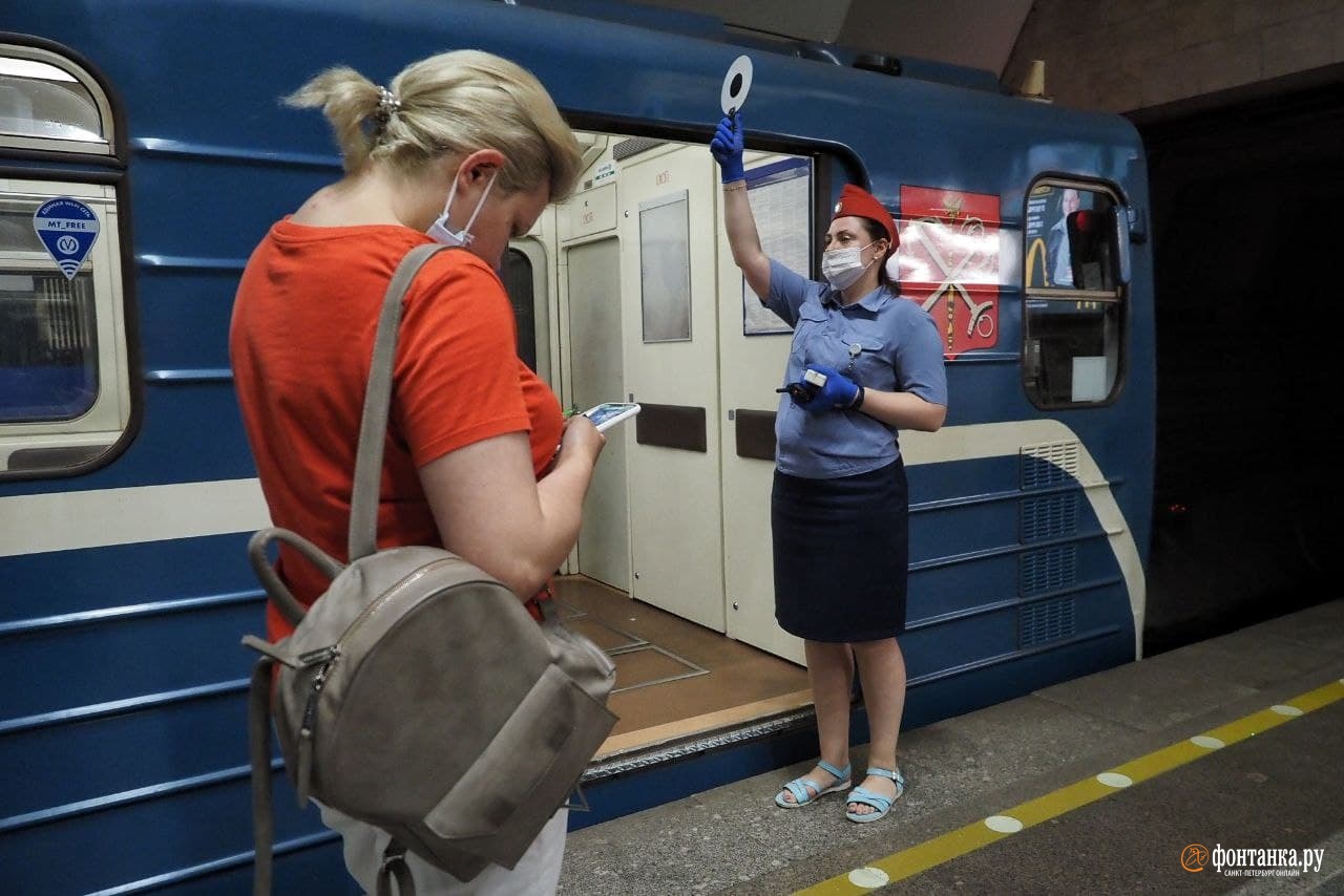 Три станции метро в Петербурге закрыли…