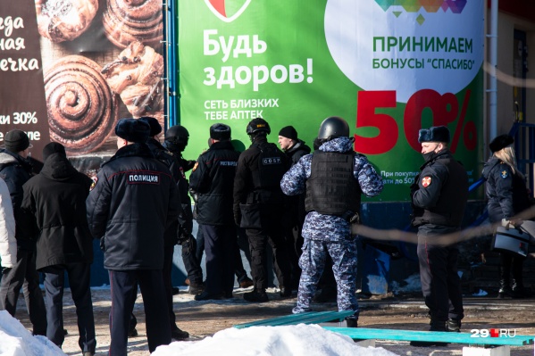 Колодешникова задержали днем <nobr class="_">11 марта</nobr> после того, как он два часа продержал в заложниках северодвинку Колодешникова задержали днем <nobr class="_">11 марта</nobr> после того, как он два часа продержал в заложниках северодвинку