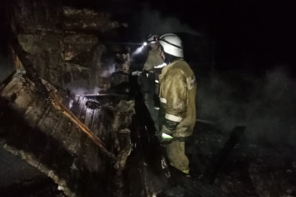 Пожар произошел глубокой ночью Пожар произошел глубокой ночью