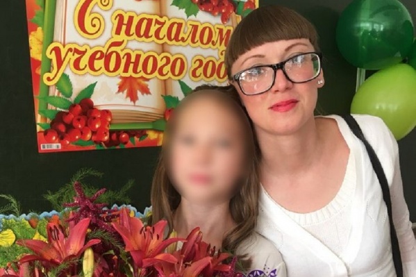 Убийца расправился с тагильчанкой и ее дочерью, а потом украл из квартиры планшет и ноутбук Убийца расправился с тагильчанкой и ее дочерью, а потом украл из квартиры планшет и ноутбук