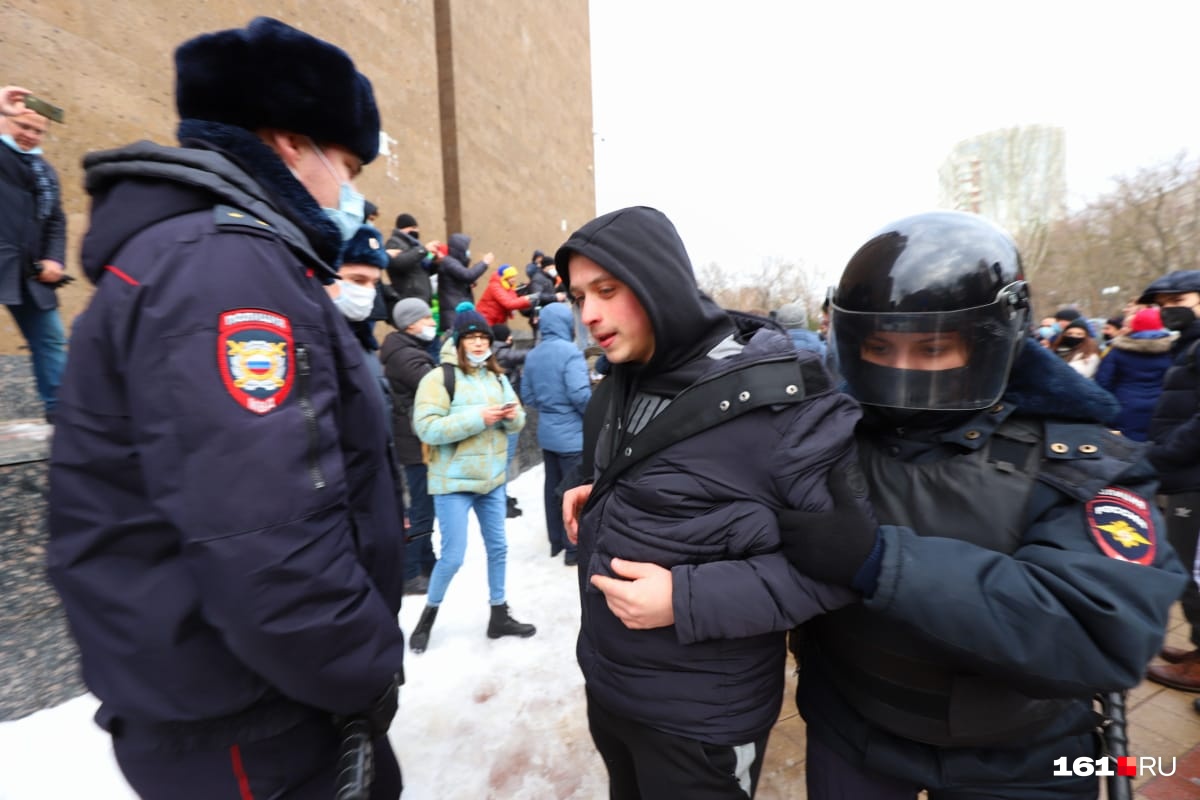 Задержали как минимум пятерых ростовчан Задержали как минимум пятерых ростовчан