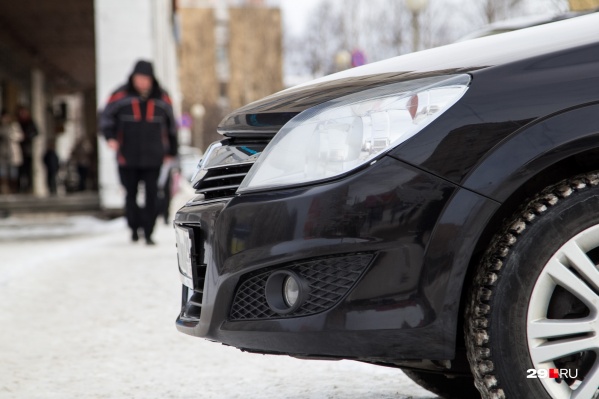 Владельцы автосалона брали деньги за покупку автомобилей, но машины жителям Архангельска так и не приходили Владельцы автосалона брали деньги за покупку автомобилей, но машины жителям Архангельска так и не приходили