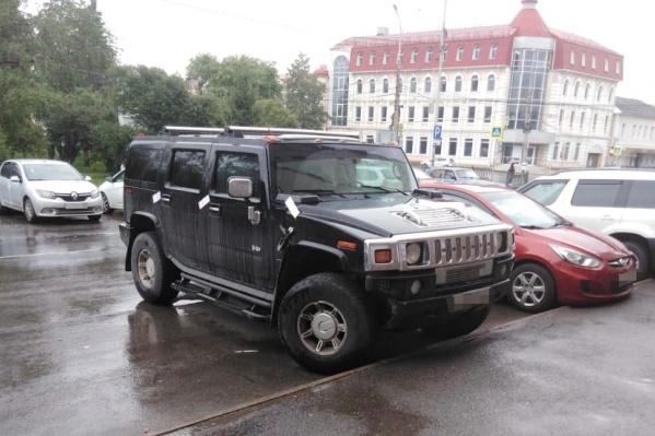 Автомобиль заметили и остановили сотрудники ДПС Автомобиль заметили и остановили сотрудники ДПС