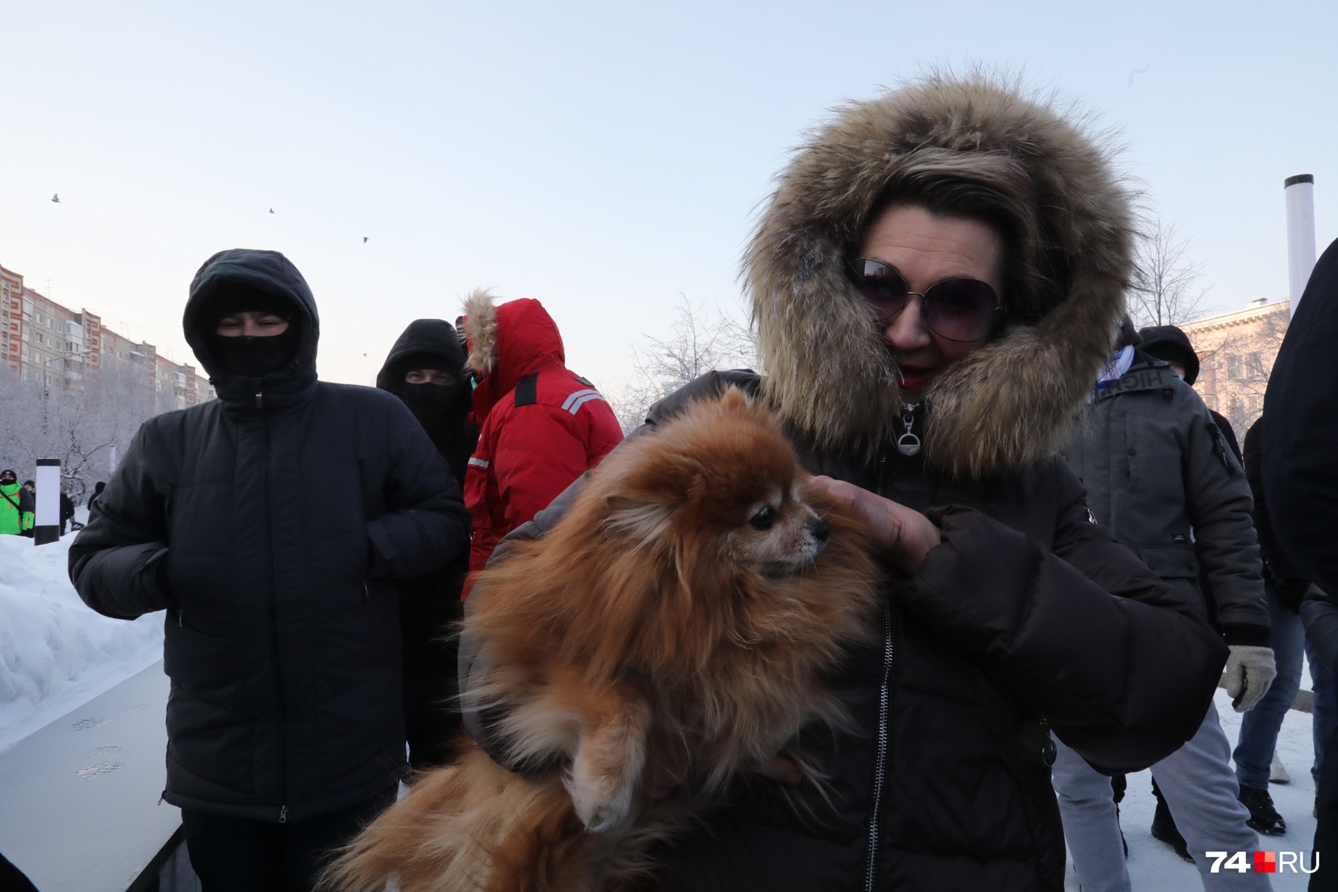 А кто-то активно поддерживал версию о том, что происходящее — просто прогулка А кто-то активно поддерживал версию о том, что происходящее — просто прогулка 