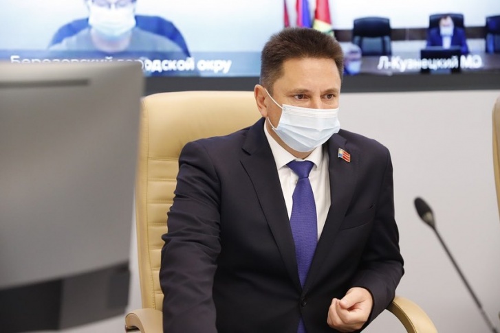Вячеслав Петров возглавлял Совет народных депутатов Кузбасса с сентября 2018 года Вячеслав Петров возглавлял Совет народных депутатов Кузбасса с сентября 2018 года