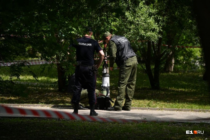 В сквере погибли три человека В сквере погибли три человека