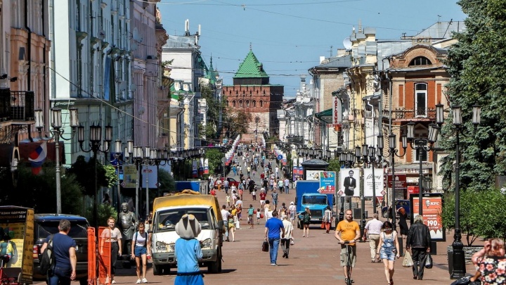 «На самом деле опасаемся» Уличный опрос нижегородцев об обязательной вакцинации от коронавируса
