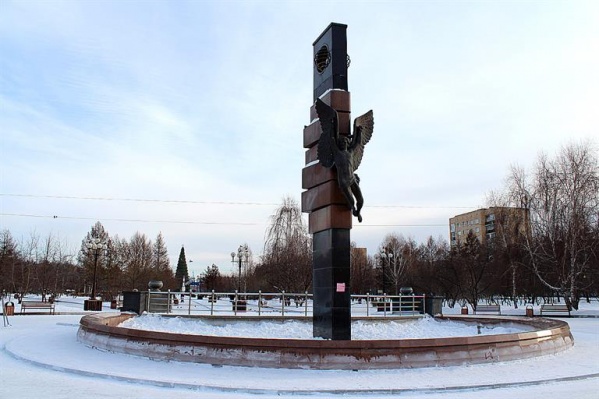 Скульптуру «Икар» установили в 2008 году Скульптуру «Икар» установили в 2008 году