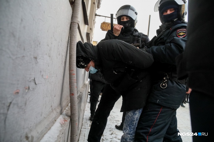 «Люди перестали бояться дубинок и арестов»: журналист NGS24.RU — о субботних протестах