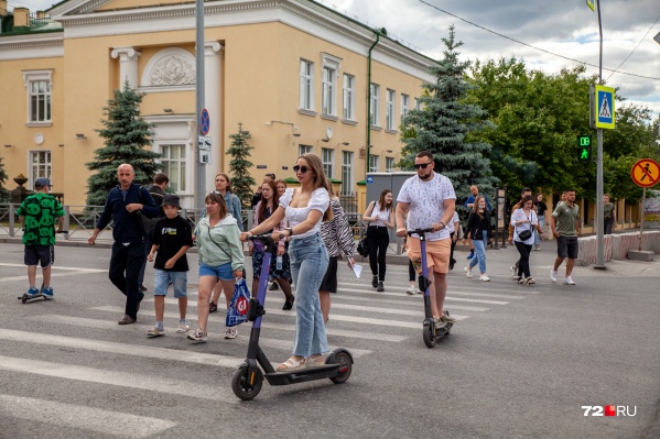 Тюменцы получили письма о том, что они привились в других регионах Тюменцы получили письма о том, что они привились в других регионах