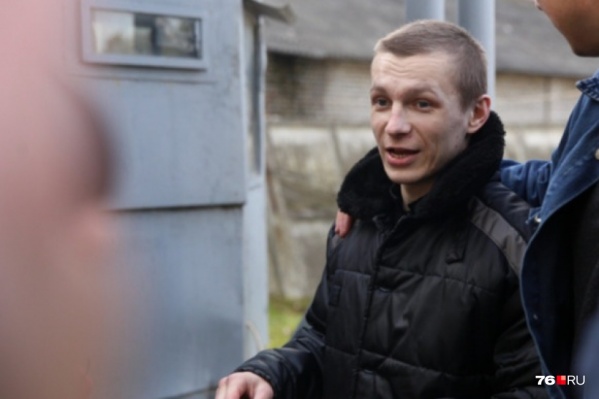 После выхода на свободу Макаров занялся кражами После выхода на свободу Макаров занялся кражами