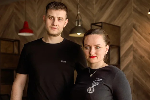Сейчас компания стремится к тому, чтобы доставлять роллы и суши за 45 минут Сейчас компания стремится к тому, чтобы доставлять роллы и суши за 45 минут