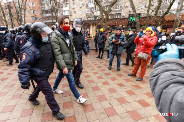 На митингах 31 января журналистов задерживали по всей стране На митингах 31 января журналистов задерживали по всей стране