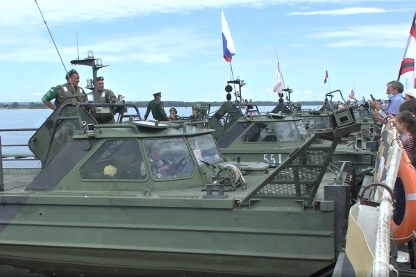 Понтонеры в общей сложности пройдут пять тысяч километров по рекам России Понтонеры в общей сложности пройдут пять тысяч километров по рекам России