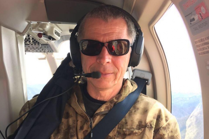 Вадим Сазонов с 2010 года член сборной России по вертолетному спорту Вадим Сазонов с 2010 года член сборной России по вертолетному спорту