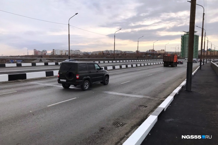 Ремонтировать проезжую часть на мосту должны были в 2022 году Ремонтировать проезжую часть на мосту должны были в 2022 году