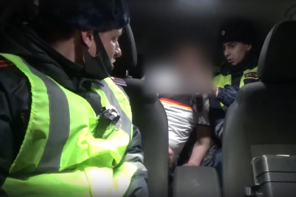 Полицейские при задержании не пострадали Полицейские при задержании не пострадали