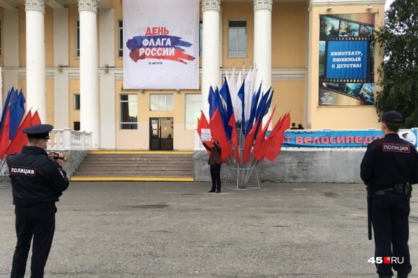Завтра по всей стране планируются шествия сторонников Алексея Навального. Власти предупреждают о том, что ходить туда не стоит Завтра по всей стране планируются шествия сторонников Алексея Навального. Власти предупреждают о том, что ходить туда не стоит