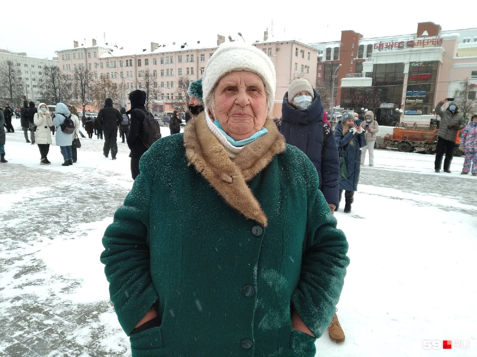 Алла Николаевна пришла на акцию, чтобы поддержать молодежь, которая хочет добиться справедливости Алла Николаевна пришла на акцию, чтобы поддержать молодежь, которая хочет добиться справедливости