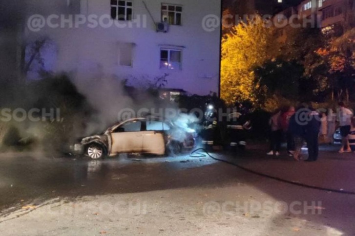 Пожар начался ночью Пожар начался ночью