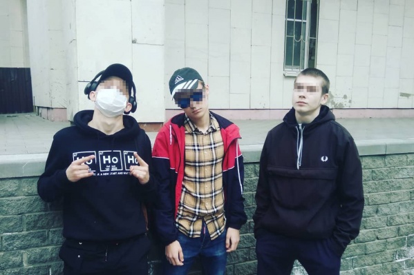 Фигурант уголовного дела слева Фигурант уголовного дела слева