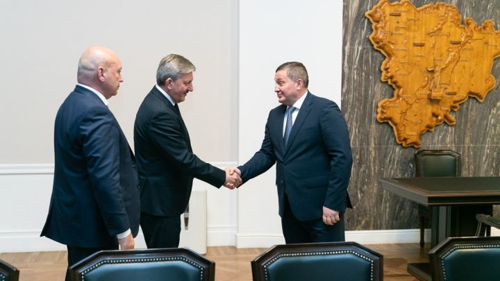 Губернатор отправил своего зама на должность врио главы Волгограда