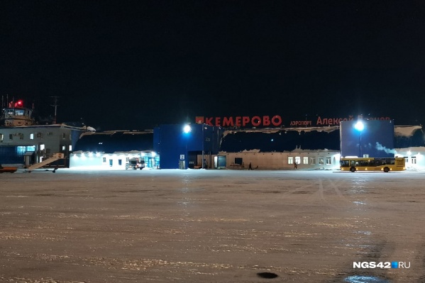 Международные полеты из Кемерово должны были начаться <nobr class="_">с 27 апреля</nobr>, но Турцию внезапно закрыли Международные полеты из Кемерово должны были начаться <nobr class="_">с 27 апреля</nobr>, но Турцию внезапно закрыли
