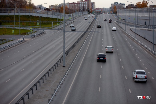 Протяженность автодороги составит около <nobr class="_">21 километра</nobr> Протяженность автодороги составит около <nobr class="_">21 километра</nobr>