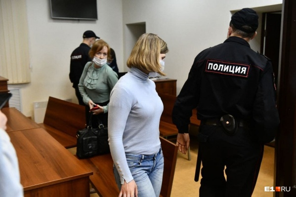 Елена Николаева в Кировском районном суде свою вину не признала Елена Николаева в Кировском районном суде свою вину не признала