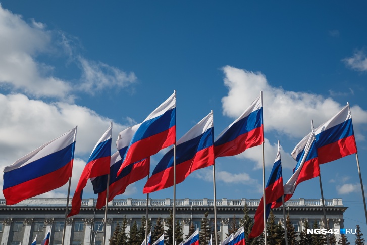 Решение об учреждении награды приняли местные депутаты горсовета на четвертом заседании Решение об учреждении награды приняли местные депутаты горсовета на четвертом заседании