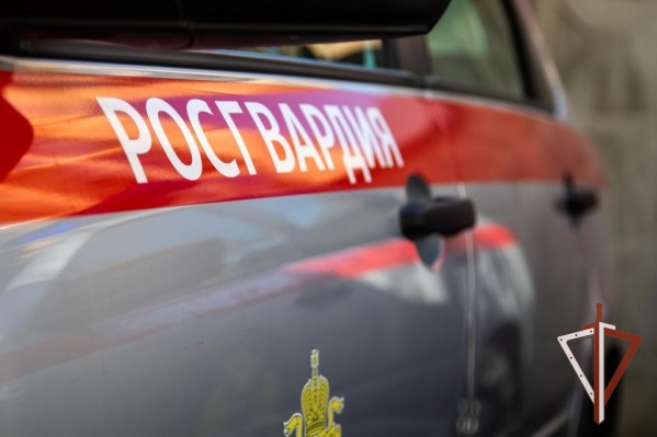 В Екатеринбурге грабительница покусала продавщицу В Екатеринбурге грабительница покусала продавщицу